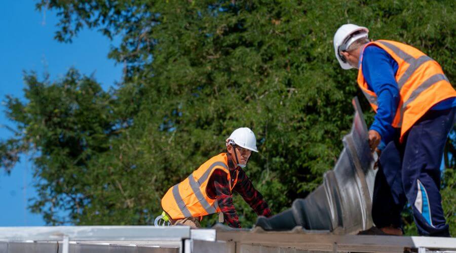 Professional Flat Roofing Installation in Stinesville, IN